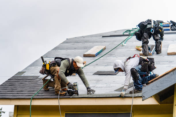 Professional Gutter Installation technician working in Rawlins, WY